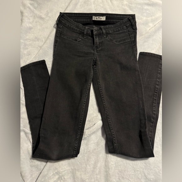Hollister - Black Super Skinny Jeans - Size 3L / 26 x 31 - Picture 2 of 4